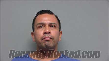 Recent Mugshot Image for Jose Pena Flores in Walworth County, Wisconsin