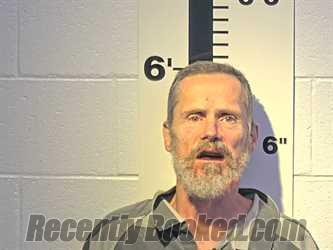 Recent Mugshot Image for DARWIN E VEACH in Claiborne County, Tennessee