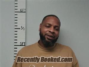 Recent Mugshot Image for Dontae Rashrd Barnes in Hardin County, Texas