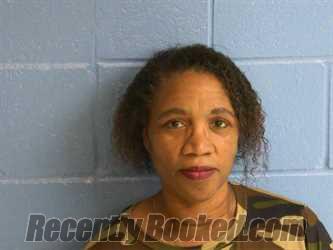 Recent Mugshot Image for ALICIA LARYSSA HALL in Humphreys County, Tennessee