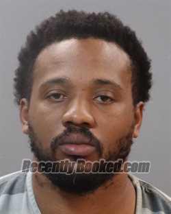 Recent Booking / Mugshot for JAZMOND GEOVONNIE HARRIS in Knox County