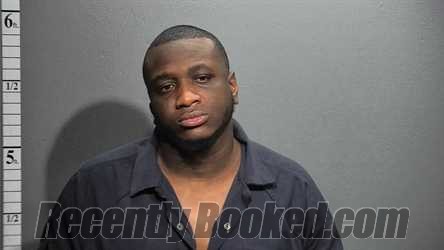Recent Mugshot Image for NAPOLEAN DESEAN CROSS in Suffolk County, Virginia