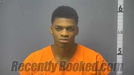 Recent Mugshot Image for ZEVION RONDELL ROBINSON in Waynesboro County, Virginia