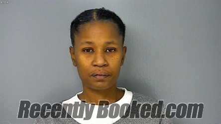 Recent Mugshot Image for EBONY LASHAI PATTERSON in Williamsburg County, Virginia