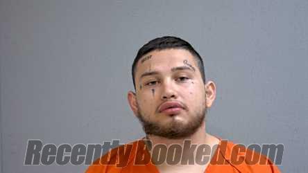 Recent Booking / Mugshot for GUSTAVO REYES in Hidalgo County, Texas