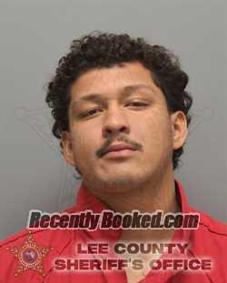 Recent Mugshot Image for BRYAN ALEXIS VILLANUEVA FAVELA in Lee County, Florida