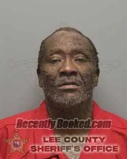 Recent Mugshot Image for CHARLES EVERETTE JR ROBINSON in Lee County, Florida