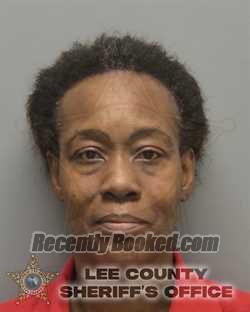 Recent Mugshot Image for SHANNA BERNICE EDWARDS in Lee County, Florida