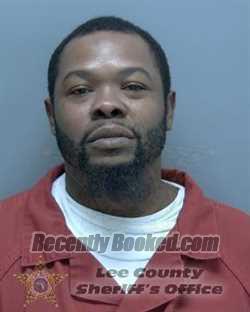Recent Booking / Mugshot for LEMEL DYAL in Lee County, Florida