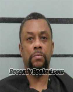 Recent Mugshot Image for DARRIN FIELDS in Lubbock County, Texas