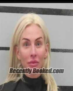 Recent Booking / Mugshot for LINDY LAYMAN in Lubbock County, Texas