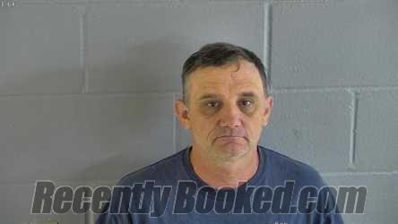Recent Mugshot Image for DONALD HULL in Levy County, Florida