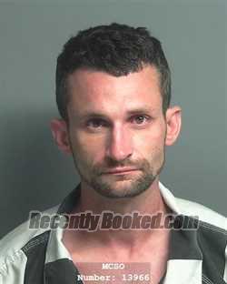Recent Mugshot Image for DEREK DANIEL ROBERTSON in Montgomery County, Texas
