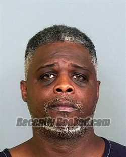 Recent Mugshot Image for RODERICK E STOKES in Manatee County, Florida