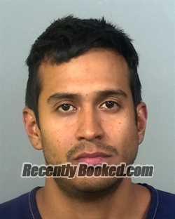 Recent Mugshot Image for CARLOS MAURICIO MAYA-NUNEZ in Manatee County, Florida