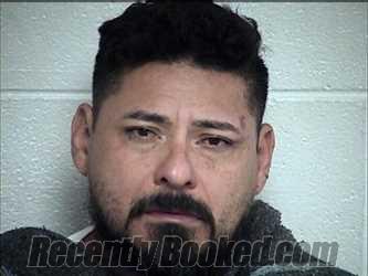Recent Mugshot Image for HERIBERTO CASTRO-ALVIZAR in Chase County, Kansas