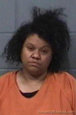 Recent Mugshot Image for CINDERELLA CINDY JACKSON in Geary County, Kansas