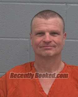 Recent Mugshot Image for TRAVIS EUGENE GOLLADAY in Pasco County, Florida