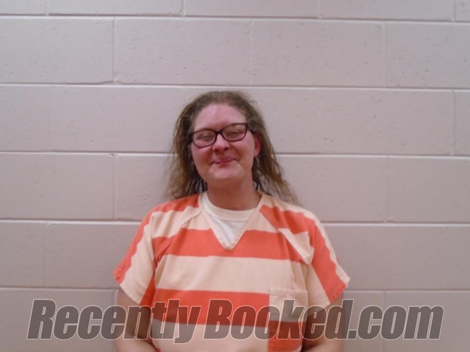 Recent Mugshot Image for April Nichelle Fore in Marion County, Kansas