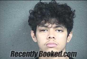 Recent Mugshot Image for CARLOS ANIBAL FUENES-ROBLES in Wyandotte County, Kansas
