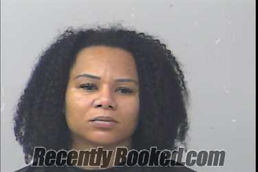 Recent Mugshot Image for Lisa Alexander in St Lucie County, Florida