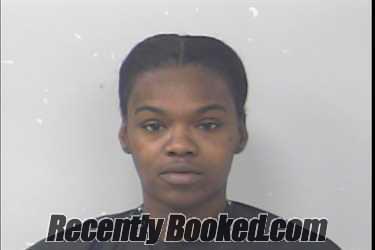 Recent Mugshot Image for Rashawna Denise Hernandez in St Lucie County, Florida