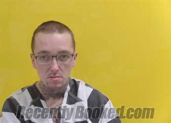 Recent Mugshot Image for BRANDON LEE THOMAS in Fairfield County, Ohio