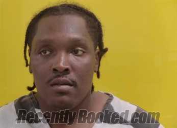 Recent Mugshot Image for DOMONIQUE LAMAR ALIZE CONNER in Fairfield County, Ohio