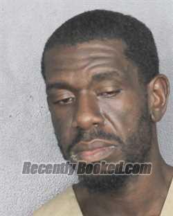 Recent Mugshot Image for TRAVIS RICARDO GEFFRARD in Broward County, Florida