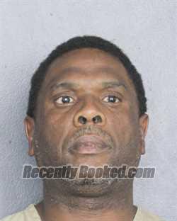 Recent Mugshot Image for DEQUAN LERON MITCHELL in Broward County, Florida