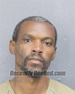 Recent Mugshot Image for ROBERT ASTWOOD in Broward County, Florida