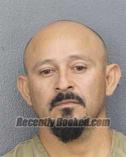 Recent Mugshot Image for NOE ANTONIO OCHOA in Broward County, Florida