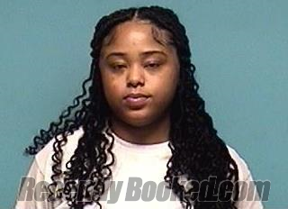 Recent Booking / Mugshot for ZAYANNA D CHAPMAN in Lorain County, Ohio