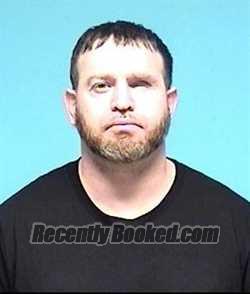 Recent Booking / Mugshot for JOSHUA JOSEPH RILEY in Lorain County, Ohio