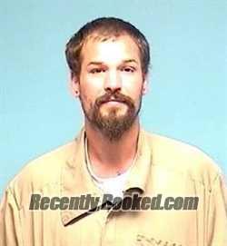 Recent Booking / Mugshot for LOGAN LINDSAY in Lorain County, Ohio