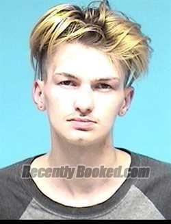 Recent Mugshot Image for JADEN A LYNN in Lorain County, Ohio