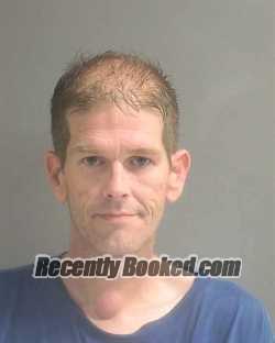 Recent Booking / Mugshot for SAMUEL J MAXWELL in Volusia County, Florida