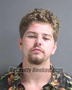Recent Booking / Mugshot for DEVEN J LOWE in Volusia County, Florida