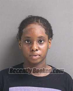 Recent Booking / Mugshot for DAJSHA SHANICE TURNER in Volusia County