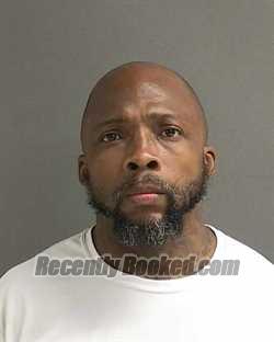 Recent Booking / Mugshot for MICHAEL HENDERSON in Volusia County, Florida