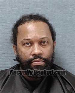 Recent Mugshot Image for INGRUM ANTHONY BROWN in Stark County, Ohio