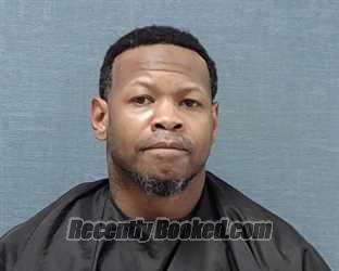 Recent Booking / Mugshot for DARNELL ANTHONY TAYLOR in Stark County, Ohio