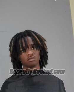 Recent Mugshot Image for MICHAEL DELVONTE LARUE in Summit County, Ohio