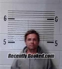Recent Mugshot Image for T MCWHINNIE in Elmore County, Alabama