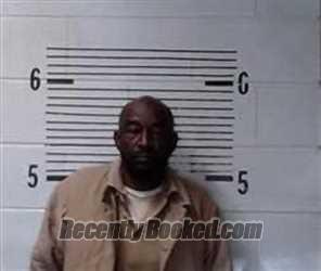Recent Mugshot Image for L MYLES in Elmore County, Alabama
