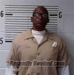 Recent Mugshot Image for R BROKENBOROUGH in Elmore County, Alabama