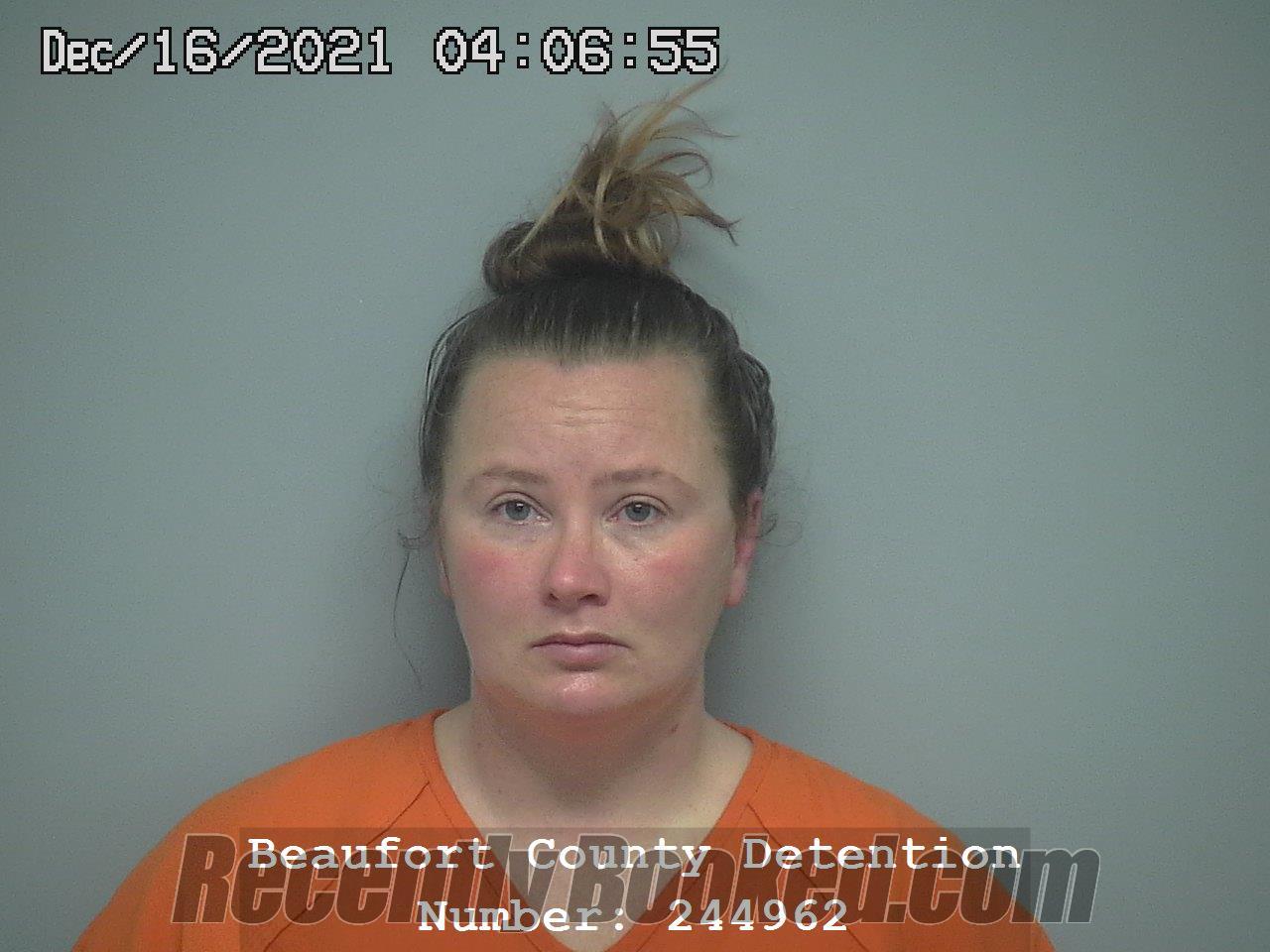 Recent Booking / Mugshot for CHRISTIAN NICOLE O'QUIN in Beaufort County