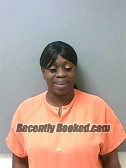 Recent Mugshot Image for ANGELA CHAVERS in Hale County, Alabama