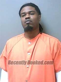 Recent Mugshot Image for DARMEKIS LEWIS in Hale County, Alabama
