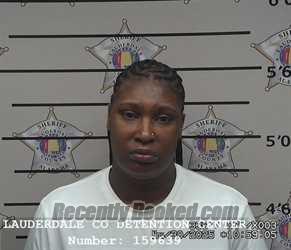 Recent Mugshot Image for LASHONDA LAVETTE DANIELS in Lauderdale County, Alabama